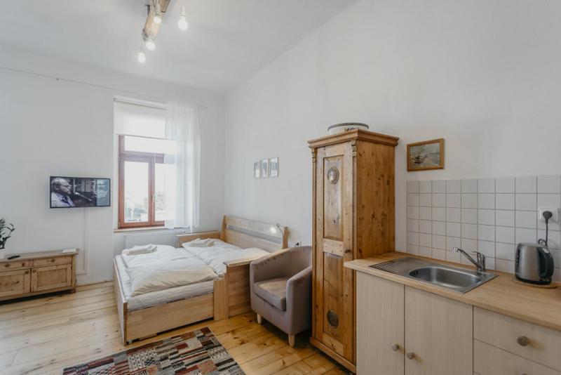Apartman 3, Suvorovova 158 Cesky Brod المظهر الخارجي الصورة